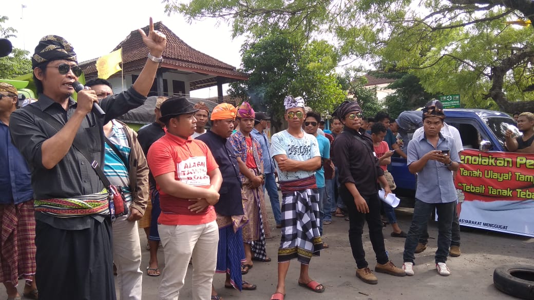 Photo Ketua PD.AMAN Lotim, aksi membela dan menuntuk pemerintah mengembalikan tanah ulayat pada masyarakat